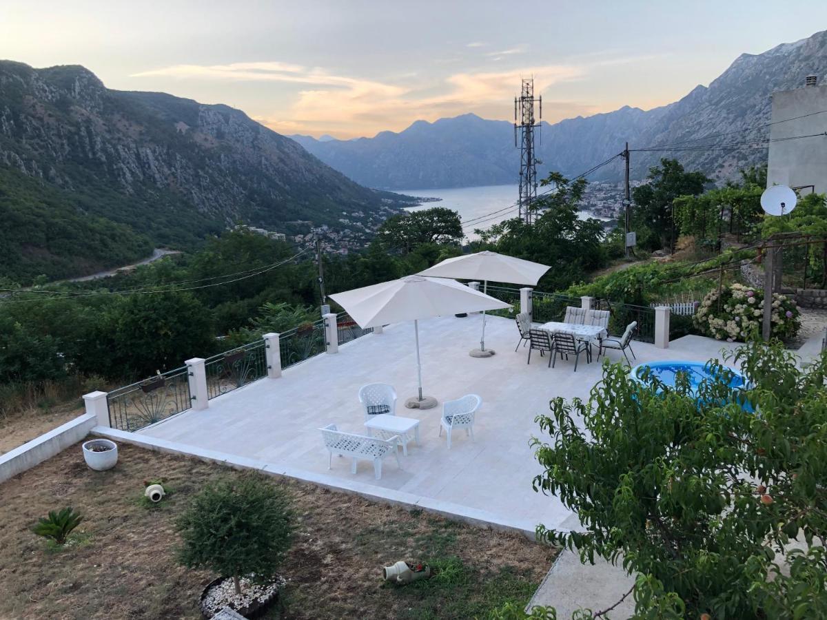 Apartments Panoramic Paradise Kotor Eksteriør billede
